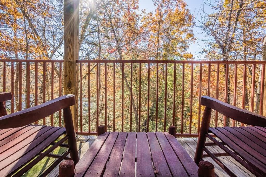 Sasquatch Lodge E Sleeps 13 Gatlinburg Exterior photo