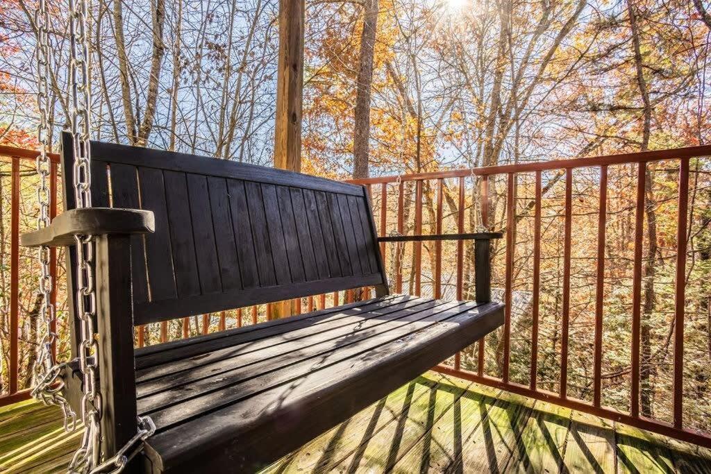 Sasquatch Lodge E Sleeps 13 Gatlinburg Exterior photo