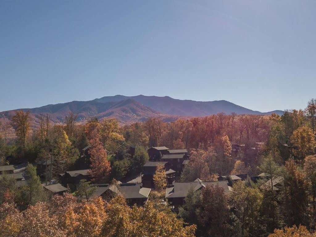 Sasquatch Lodge E Sleeps 13 Gatlinburg Exterior photo